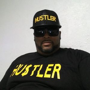 Meet your Posher, Larry